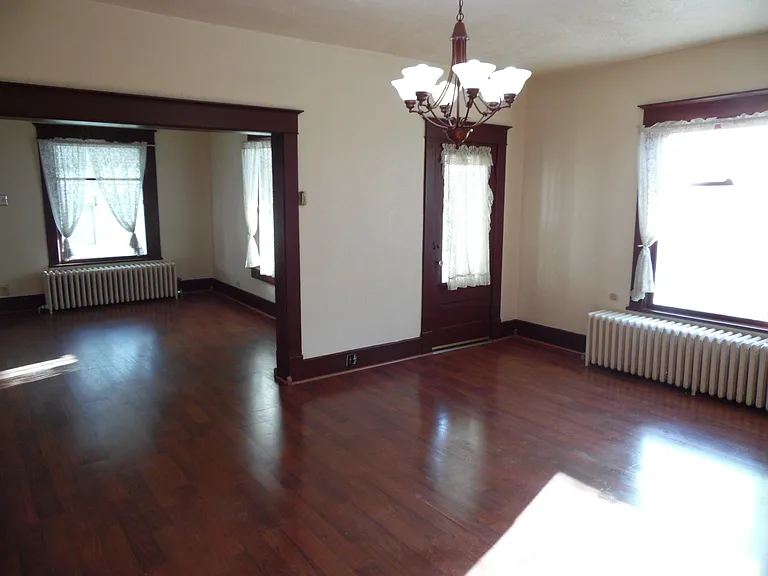 148 W 5th St — Photo 6