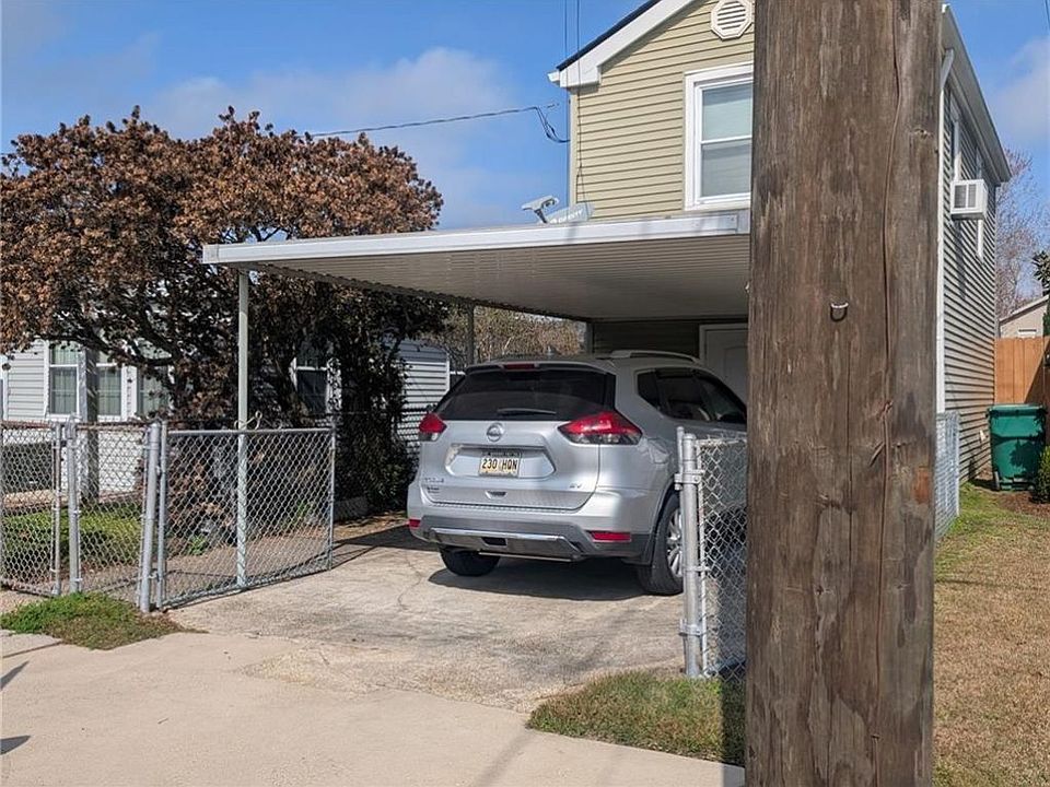 1st image of 3421 Roman St