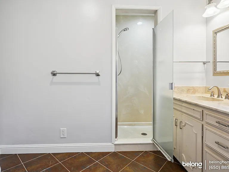 4205 Walnut Blvd — Photo 17