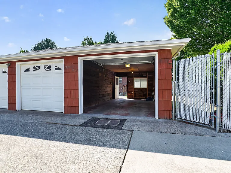 1553 Fir St — Photo 21