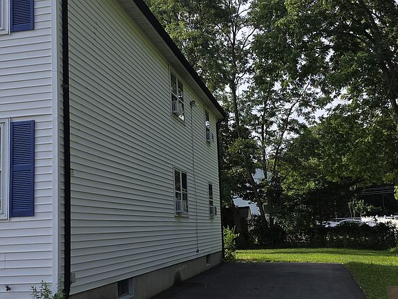 3rd image of 34 Viets St