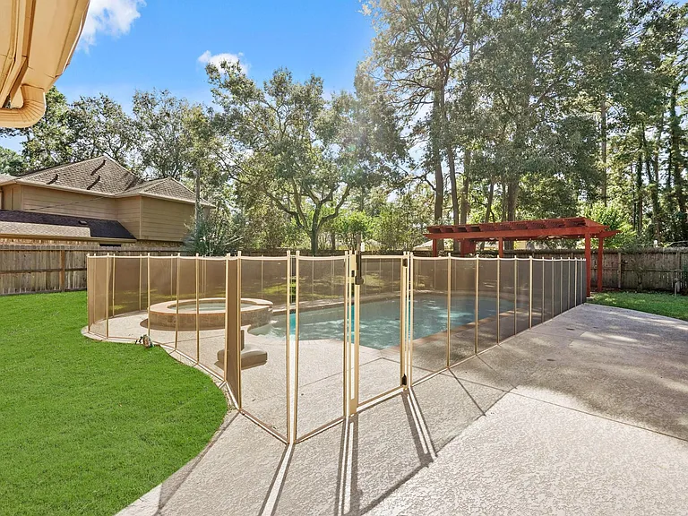 12903 Wincrest Ct — Photo 43