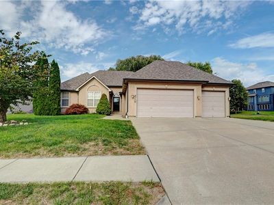 2110 NE Colonnade Ave, Blue Springs, MO, 64029