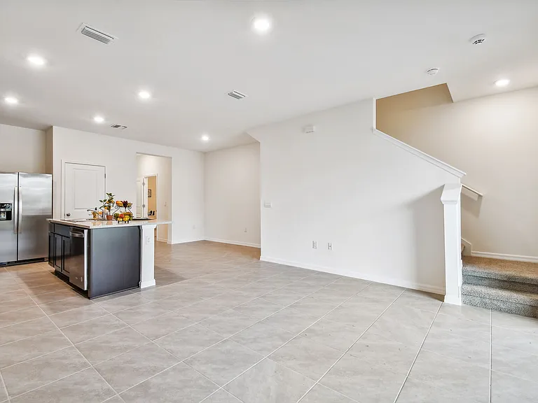 5679 English Oak Ln — Photo 17