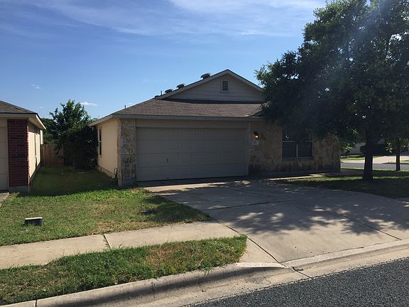 3rd image of 227 Rock Hound Ln