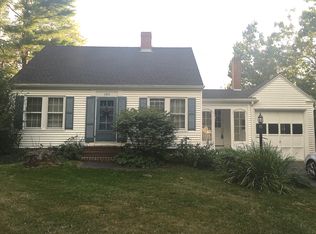 380 Falmouth Rd, Falmouth, ME 04105