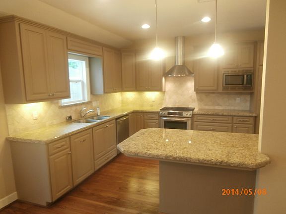 2nd image of 1327 Gardenia Dr