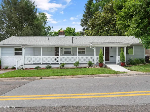 619 Pennsylvania Ave, Oak Ridge, TN 37830