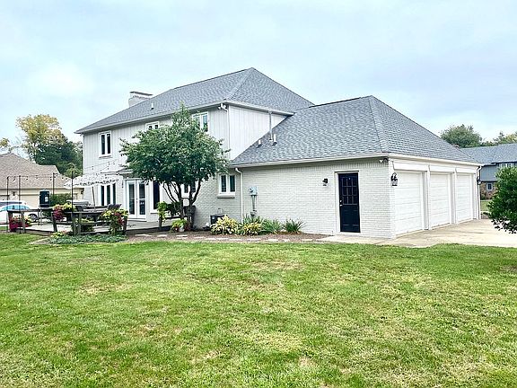 2nd image of 4511 Rolland Dr