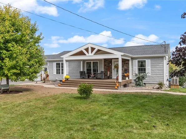 6096 Richardson Rd, Williamson, NY 14589