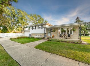 2621 Maple Ave, Brookfield, IL 60513