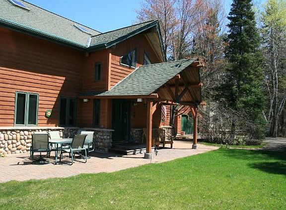 3rd image of 27282 Lakewood Dr NW
