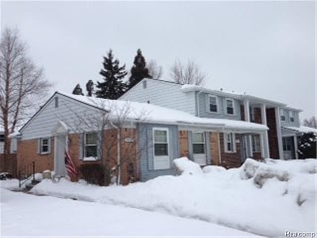 1st image of 24817 Olde Orchard St #9