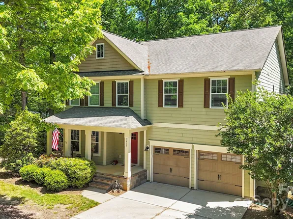 2417 Labelle Dr, Waxhaw, NC 28173