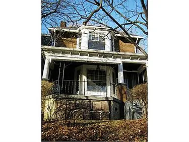 403 Bausman St photo 1