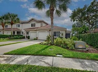 6702 Old Farm Trl, Boynton Beach, FL 33437