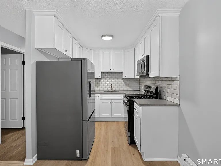 41 Admiral St #1 — Photo 20