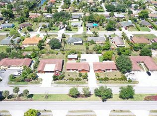 1795 Sunshine Blvd, Naples, FL 34116