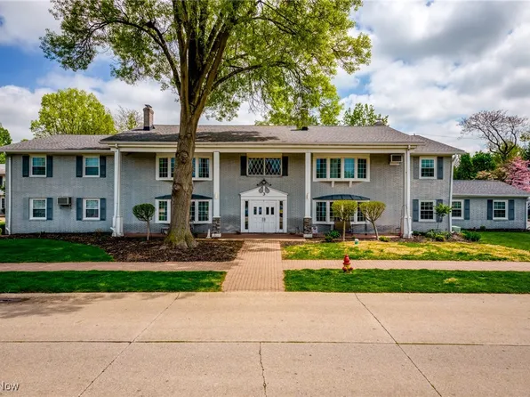 3 Meadowlawn Dr Unit 21, Mentor, OH 44060