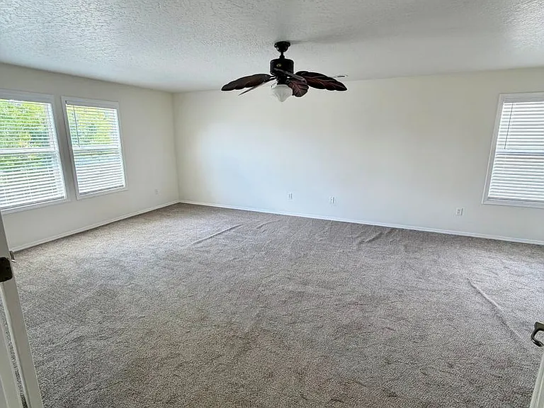 14103 Pearl Pointe Dr — Photo 23
