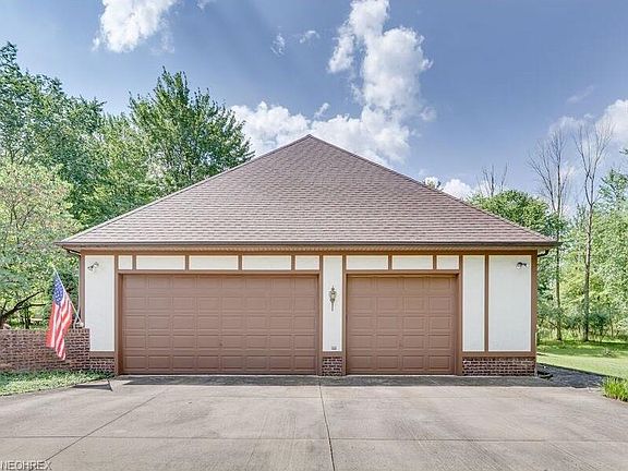5th image of 19520 Colonial Ct