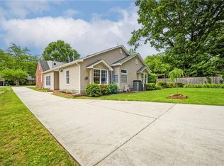 214 Sir Oliver Rd, Norfolk, VA 23505