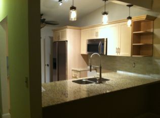 9480 W Heather Ln, Hollywood, FL 33025