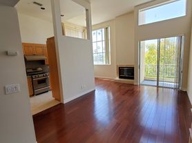 Skyler Place, Penthouse 2 Bed 2 Bath Washer Dryer 2 Parking
