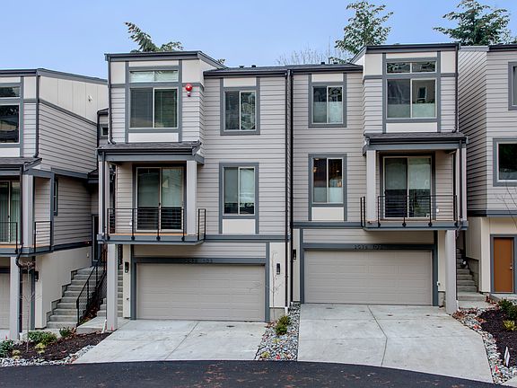 2nd image of 2978 76th Pl SE Unit 102