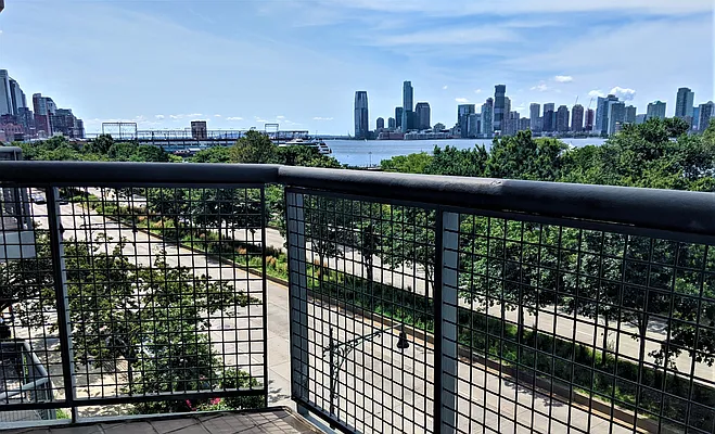 Rented by Compass | media 20