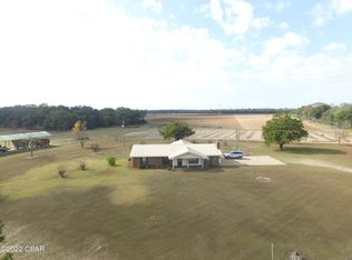 4095 Vallie Rd, Marianna, FL 32446
