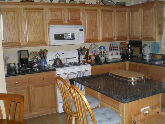 3rd image of 2222 E Gartuck Cir