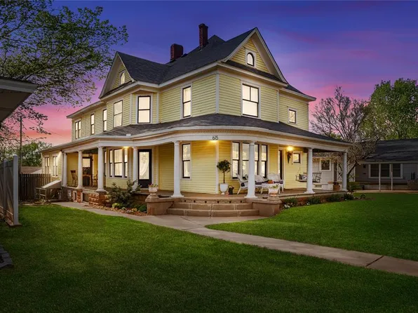 615 N Broadway St, Weatherford, OK 73096