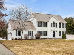 2 Whippoorwill Cir, Londonderry, NH 03053