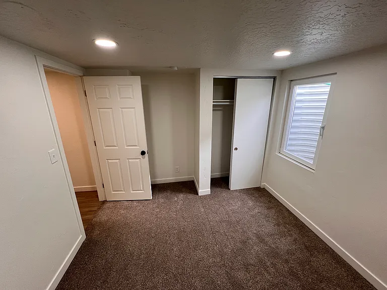 10200 S Crocus St — Photo 19
