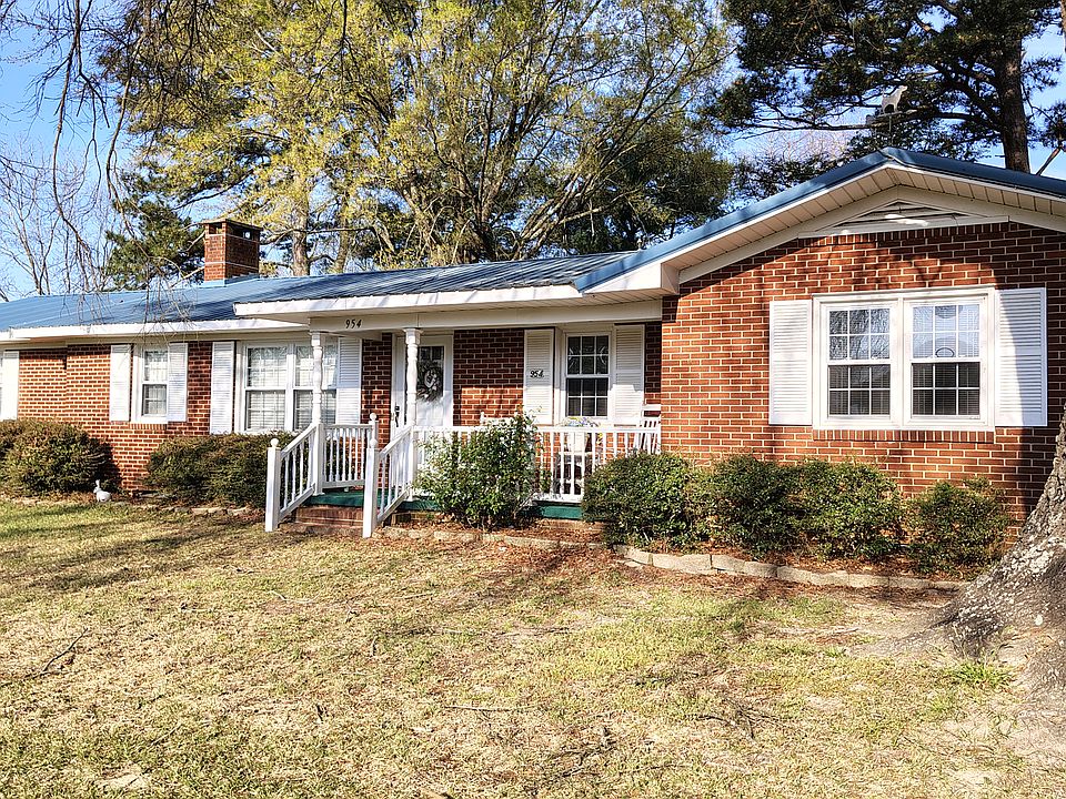 1st image of 954 Dixie Farm Rd