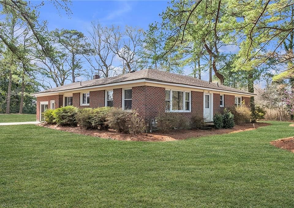 1st image of 2309 Battery Park Rd