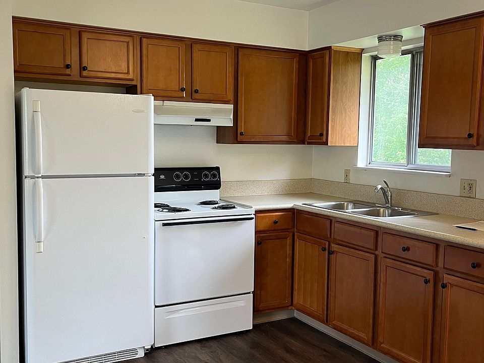 1st image of 6491 Martinie Dr #3