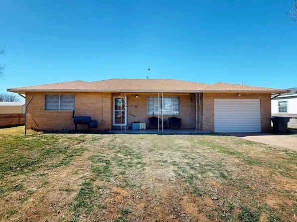 107 N Locust St, Seiling, OK 73663