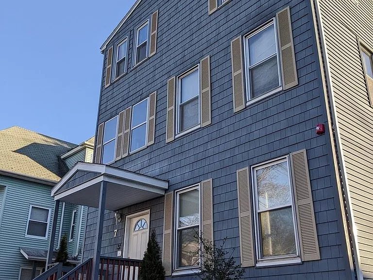 7 Hampden St #1A — Photo 10