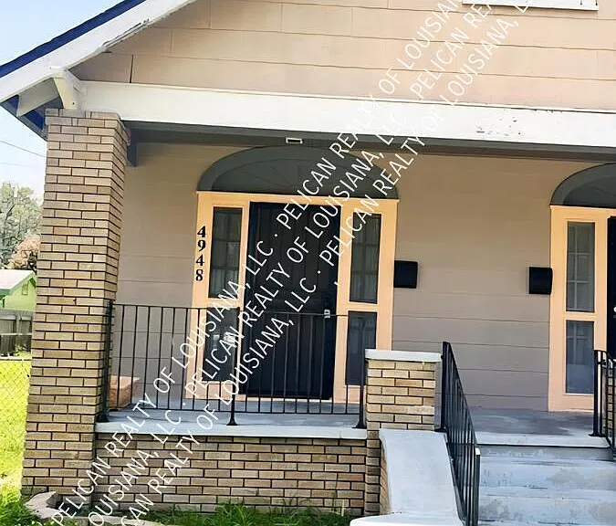 4948 Venus St — Photo 2