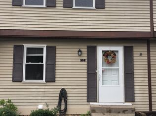 302 Parkwood Dr, Cranberry Township, PA 16066