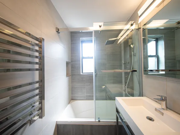 2569 West Second Street image 14 of 43