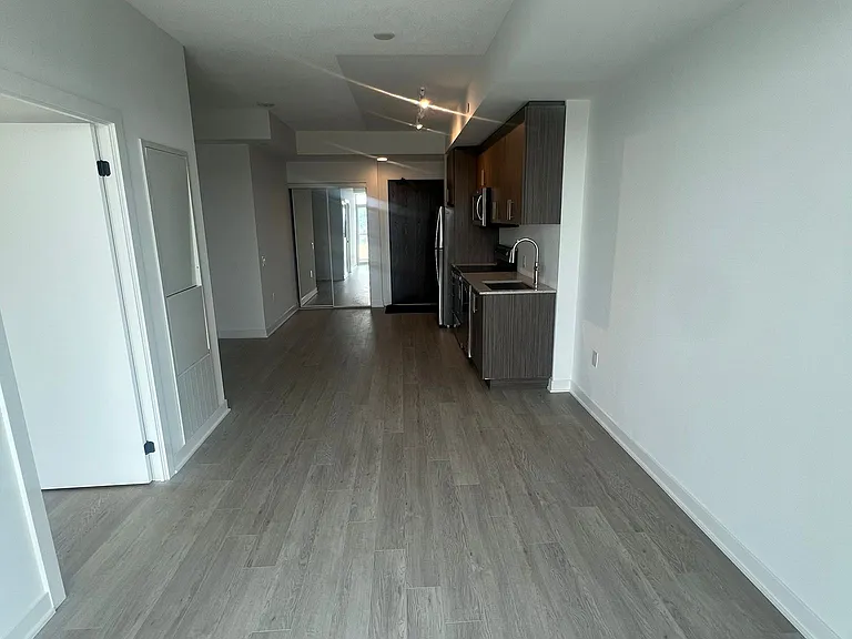 2782 Barton St E #1018 — Photo 1