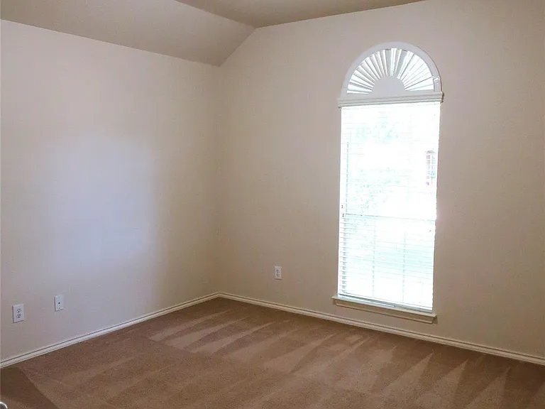 21710 Grand Hollow Ln — Photo 14