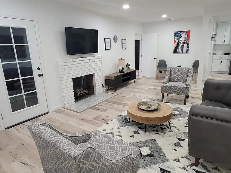 6725 Belmar Ave — Photo 37