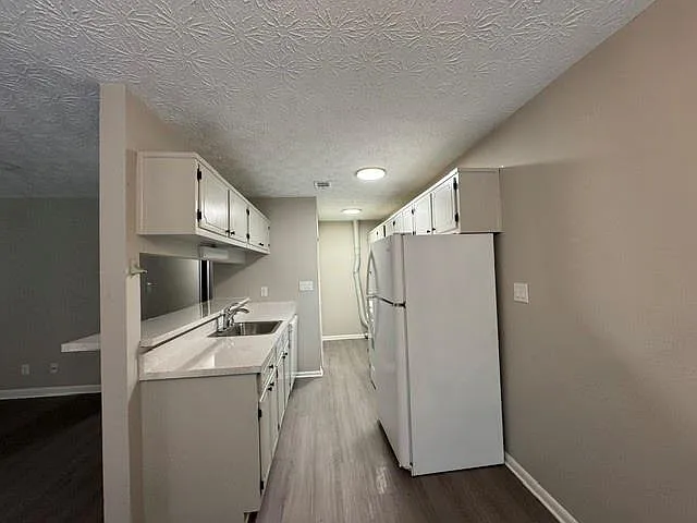 662 Bellemeade Dr SW #D — Photo 4