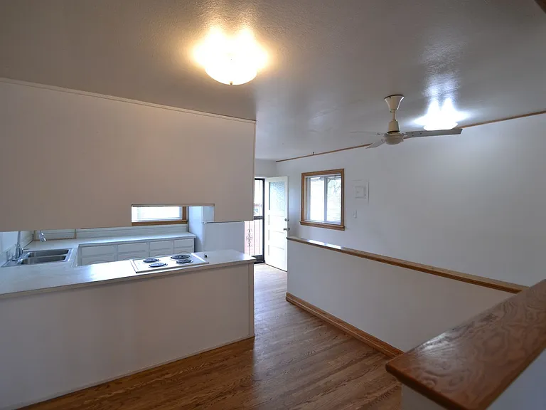 613 Erie Rd — Photo 5