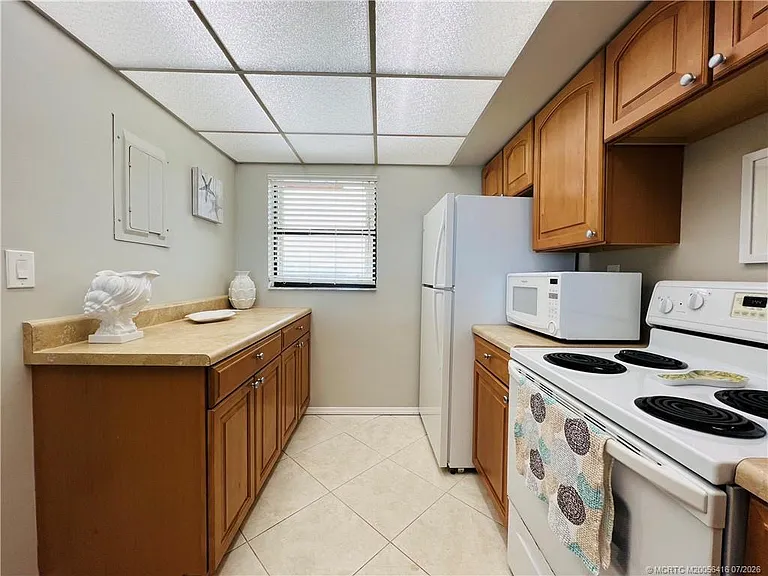 9400 S Ocean Dr #1003-B — Photo 8