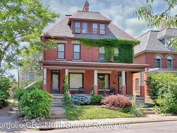 2nd image of 927 Mount Pleasant Ave